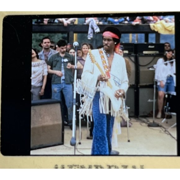 Showtime Press Kit Slide Hendrix Biography Wood Harris as Jimi Hendrix 2000 - Picture 3 of 4